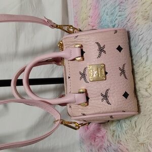 MOM Mini Pink 🩷 & Gold Crossbody Bag
